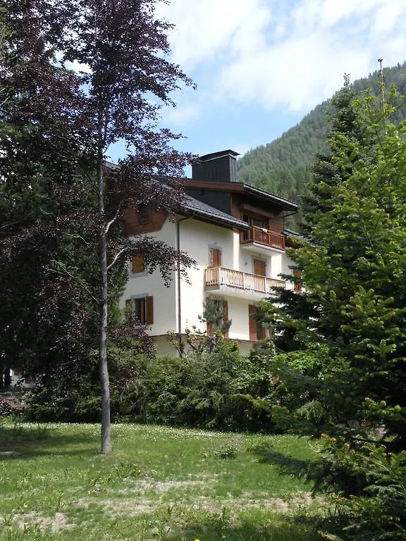 Appartement Arolles Chamonix Apartment